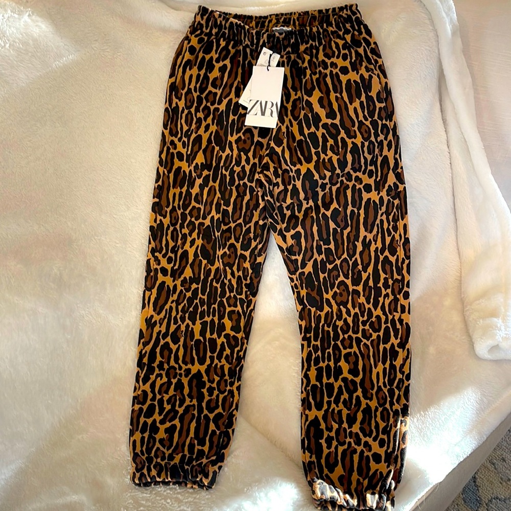 NWT Zara Cheetah Print Sweatpants
